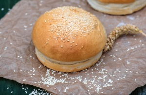 Burger houska bílá